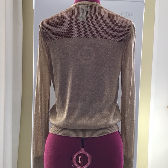 Olsen Europe Gold Metallic V-Neck Women's Sweater Size S-M / 8 - Picture 3 of 10